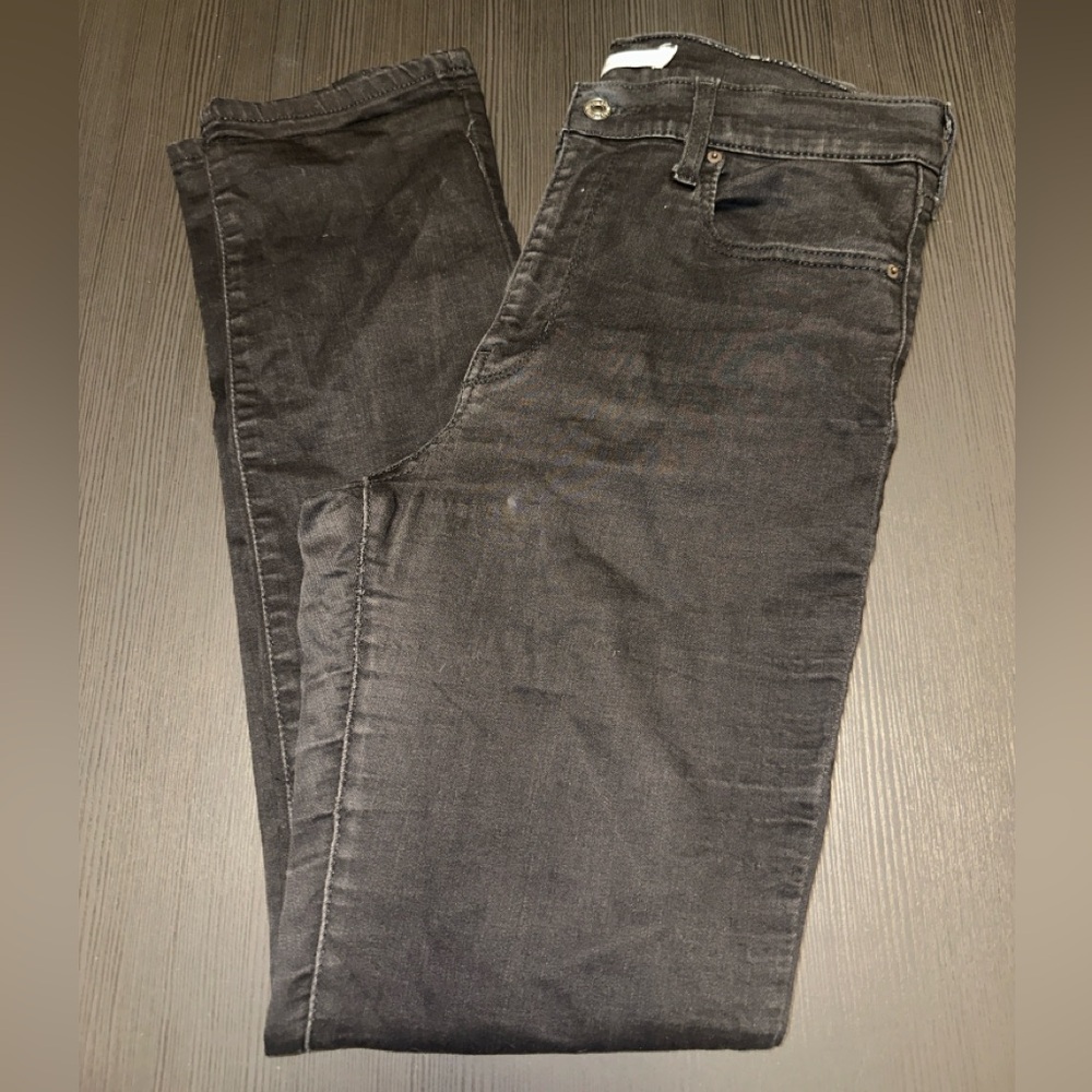 Levi's 724 Women's Black High Ride Straight Leg Jeans
